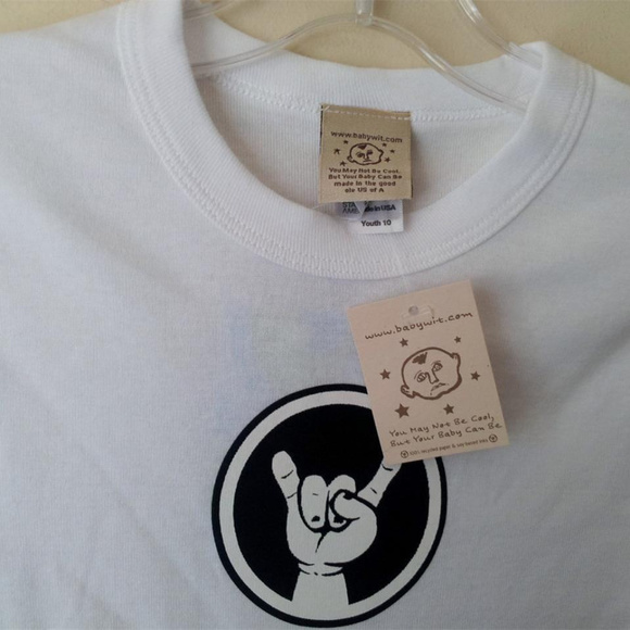 KIDS SHIRT Metal Horns Rocker Hand Youth Sizes NWT - Picture 6 of 8